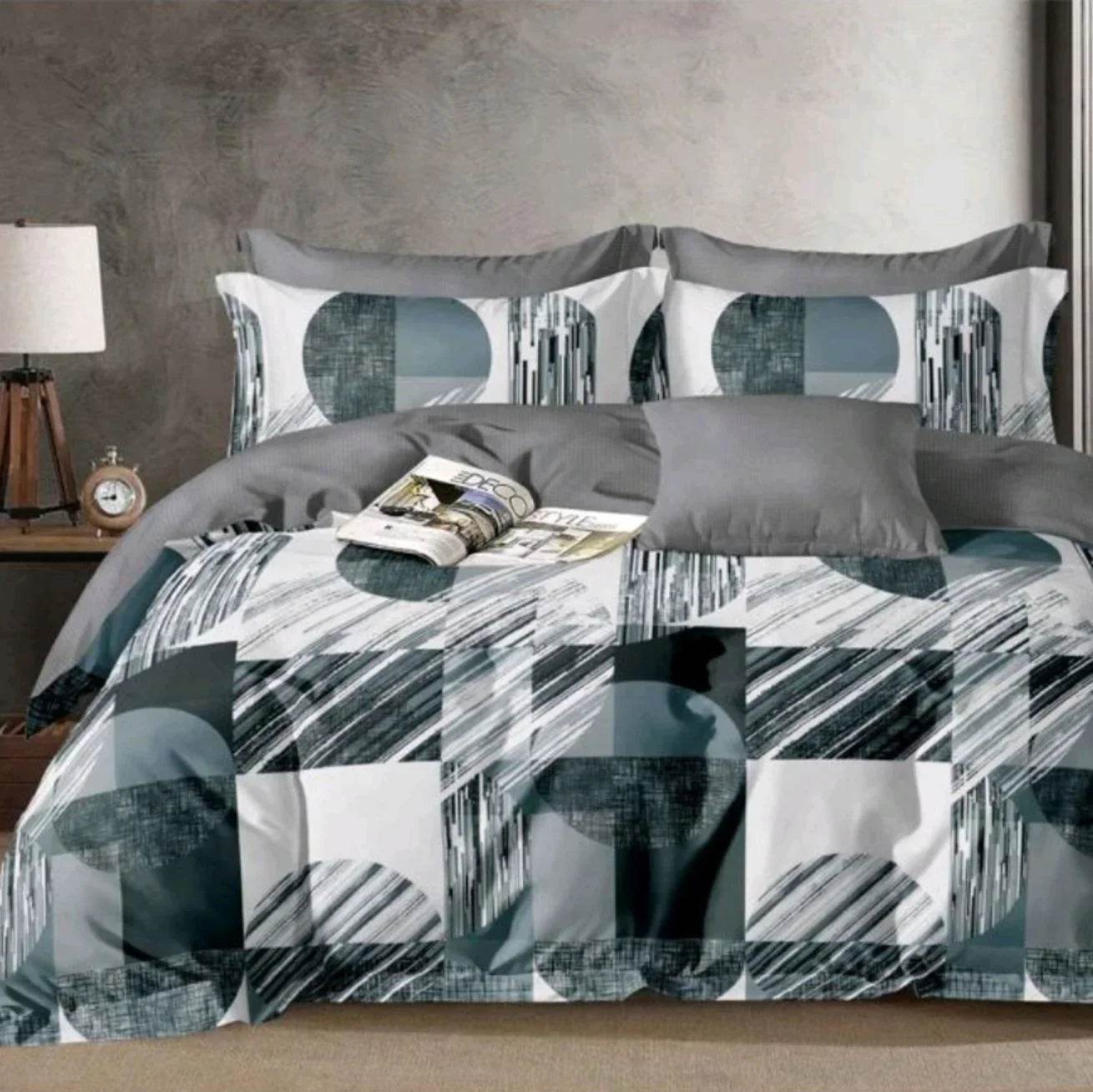Bračna posteljina sa apstraktnim plavo-zelenim uzorkom – moderan komplet 200x220 cm (4 dela) - mojaposteljina.rs