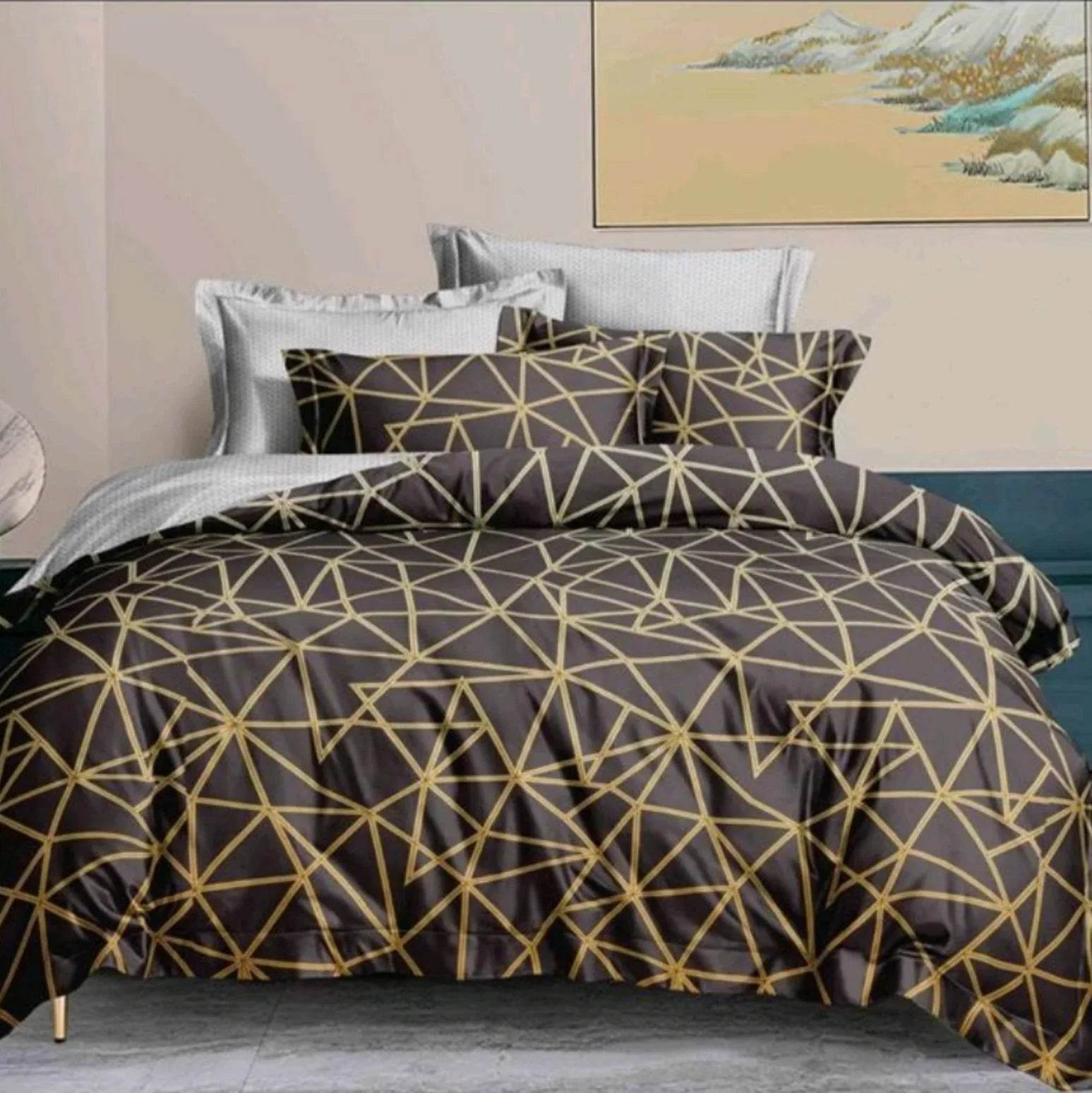 Crna moderna bračna posteljina sa zlatnim geometrijskim linijama – 4 dela, 200x220 cm - mojaposteljina.rs