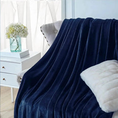 Navy Blue Plišano Ćebe - mojaposteljina.rs