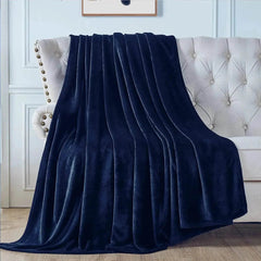 Navy Blue Plišano Ćebe - mojaposteljina.rs