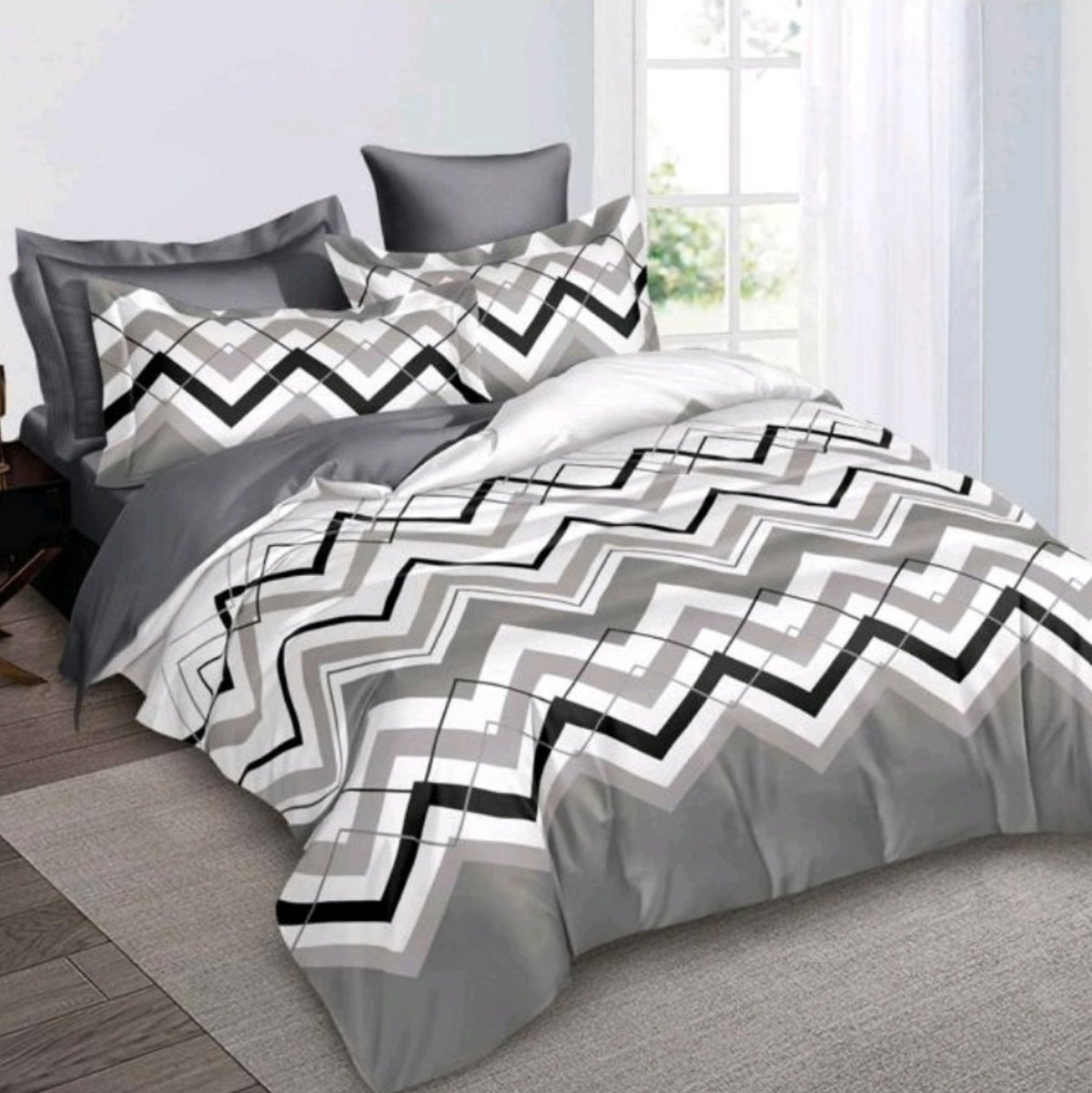 Siva bračna posteljina sa geometrijskim šarama – 200x220 moderni zig-zag dizajn